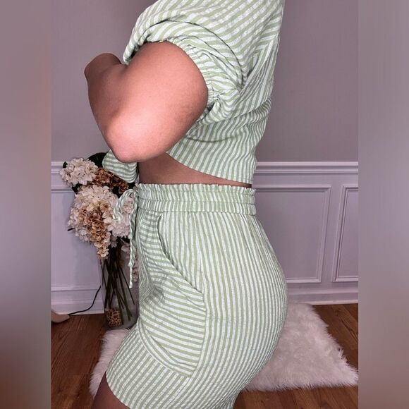 NWOT two piece green striped CoOrd set - Picture 4 of 6